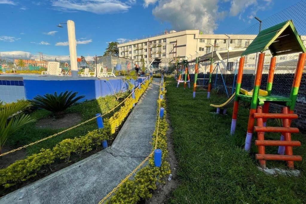 Apartamento Cerca Parque Del Cafe Con Piscina Montenegro Exterior photo