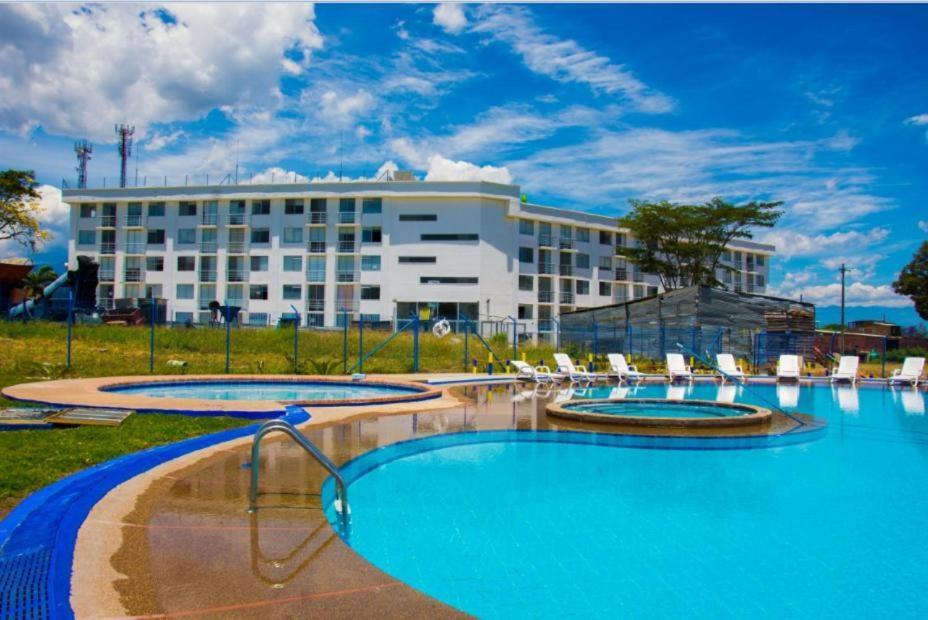 Apartamento Cerca Parque Del Cafe Con Piscina Montenegro Exterior photo